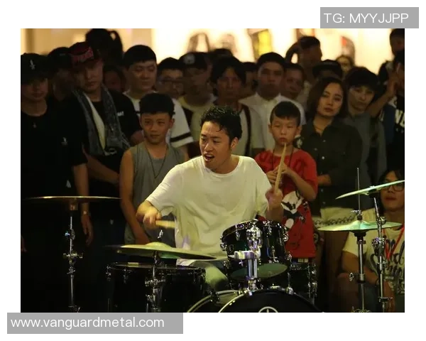 与杨强对话探讨街舞生涯的成长与挑战之路