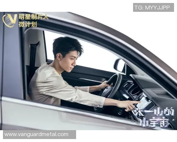 警官与足球明星面对面采访揭示运动员背后的故事与挑战